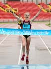 Gemma Steel wins the BUPA Great North 10k. Photo: David T. Hewitson/Sports for All Pics